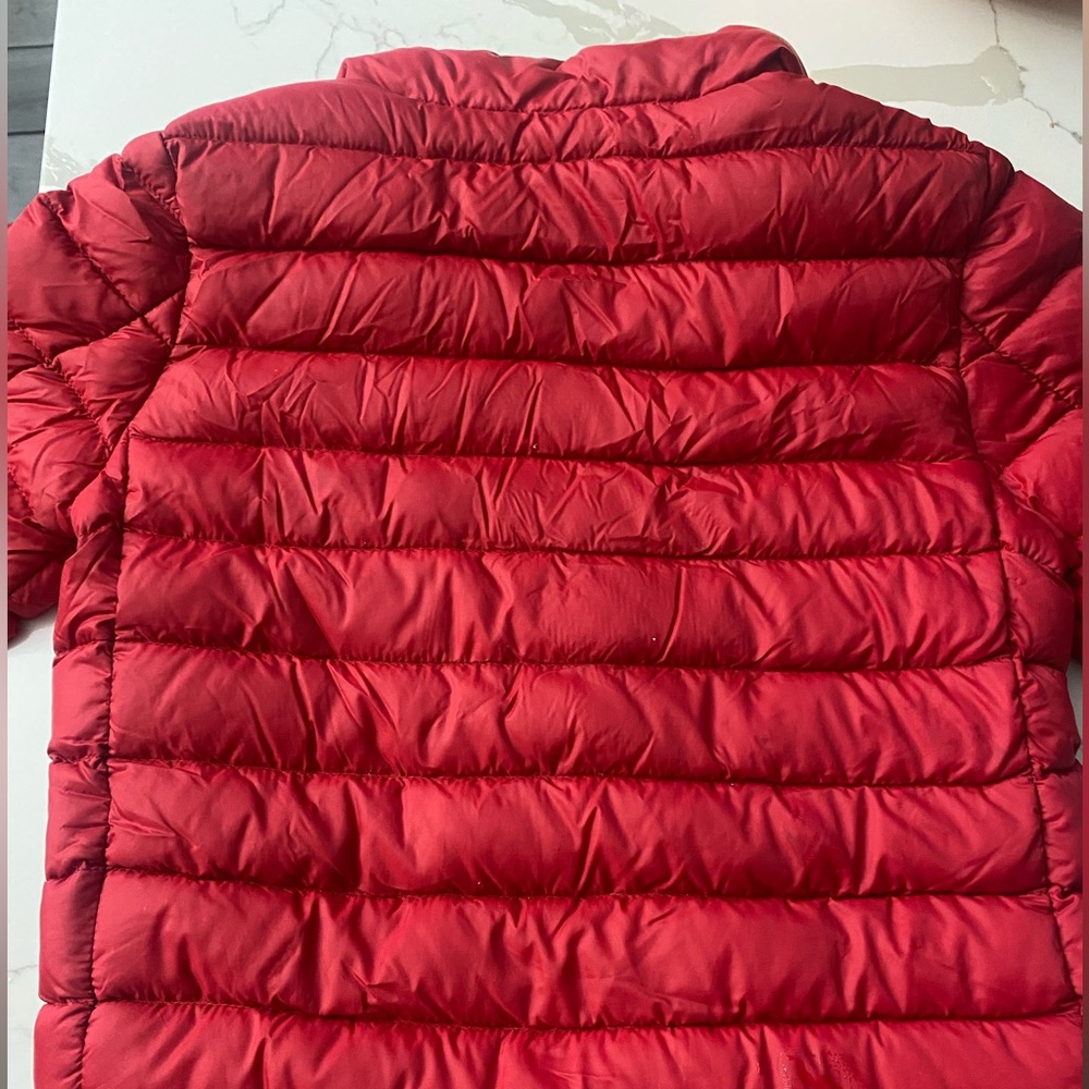 This water-repellent jacket is Polo style